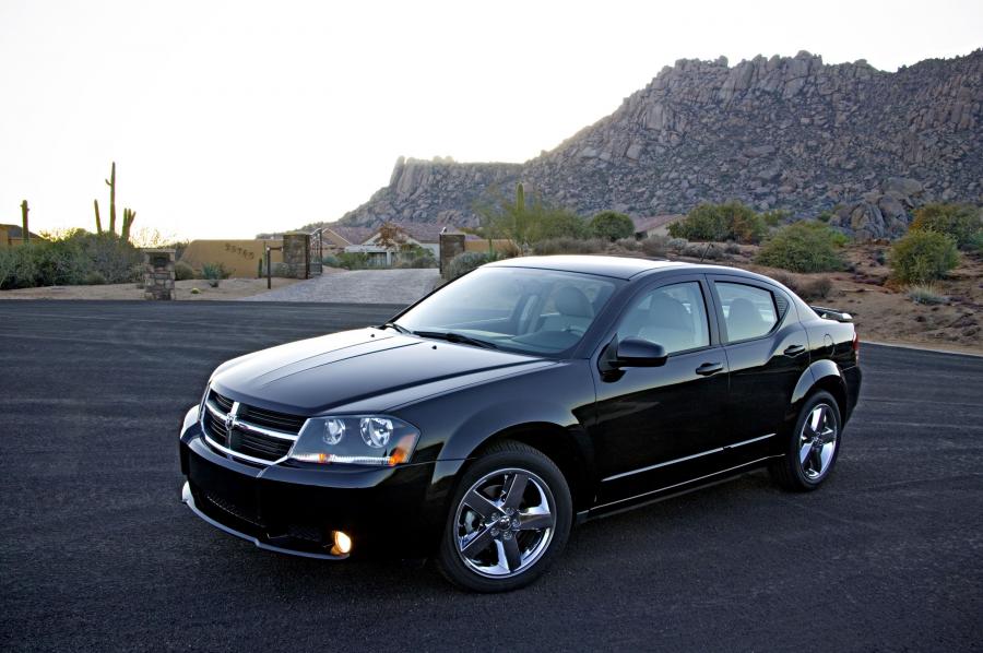  Dodge Avenger RT 2008 года  (фото 35 из 51)